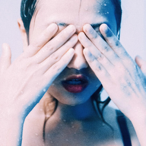 女人自慰❌挤奶羞
